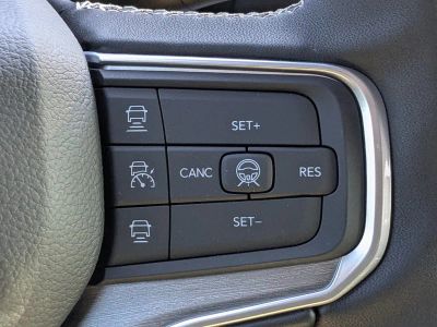 2026 Jeep Grand Wagoneer — photo 27 view