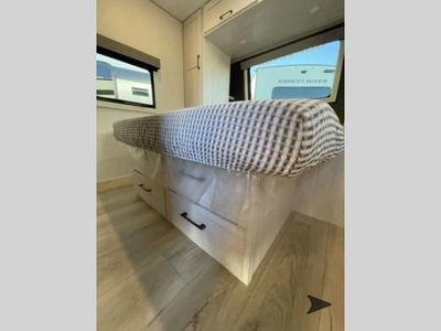 2026 Forest River RV Surveyor Legend - Photo 18