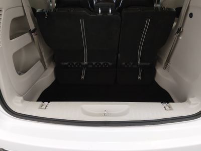2024 Chrysler Pacifica — photo 11 view