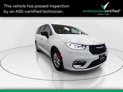 2024 Chrysler Pacifica Touring L FWD — front three-quarter view