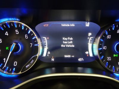 2024 Chrysler Pacifica — photo 14 view