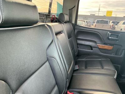 2018 Chevrolet Silverado 2500HD - Photo 18