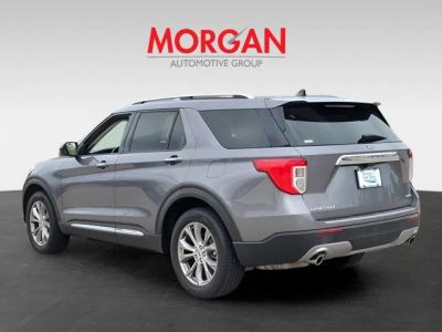 2022 Ford Explorer — interior view