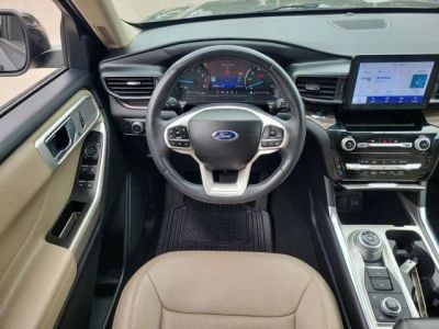 2022 Ford Explorer — photo 18 view