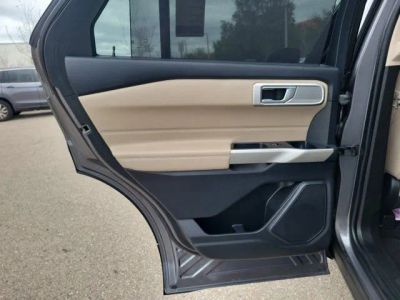 2022 Ford Explorer — photo 16 view