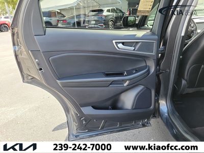 2020 Ford Edge - Photo 15