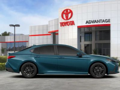 2026 Toyota Camry - Photo 14