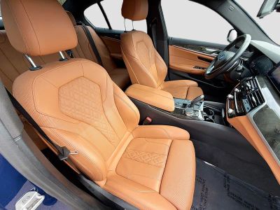 2023 BMW 5 Series — photo 14 view