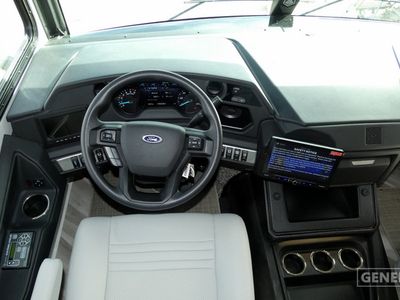 2026 Fleetwood Bounder - Photo 9