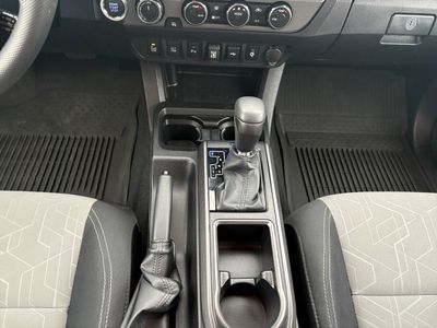 2023 Toyota Tacoma - Photo 13