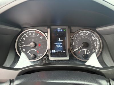 2023 Toyota Tacoma - Photo 10