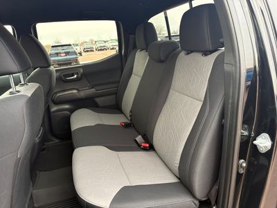 2023 Toyota Tacoma - Photo 18