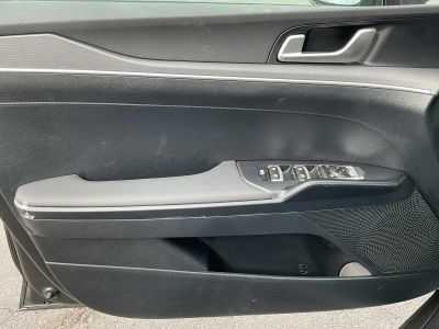 2026 Kia K5 — photo 20 view