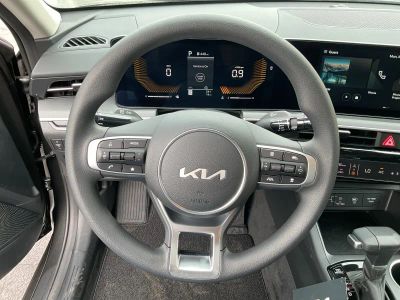 2026 Kia K5 — photo 19 view