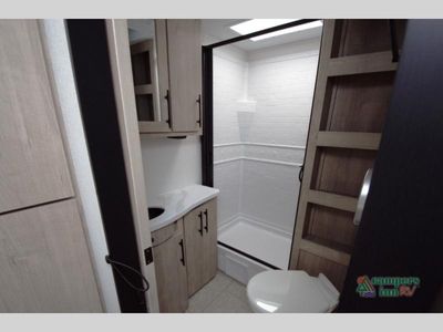 2026 Grand Design Imagine XLS - Photo 29