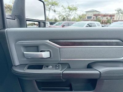 2023 Ram 2500 — photo 23 view