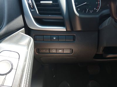 2025 Nissan Rogue - Photo 13