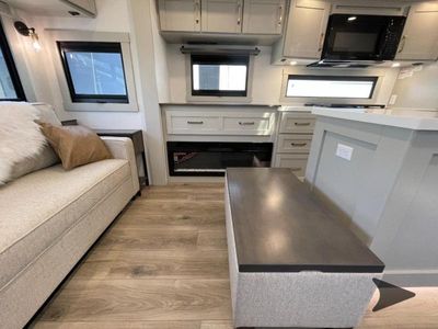 2026 Brinkley Model Z - Photo 7