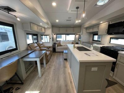 2026 Brinkley Model Z - Photo 3