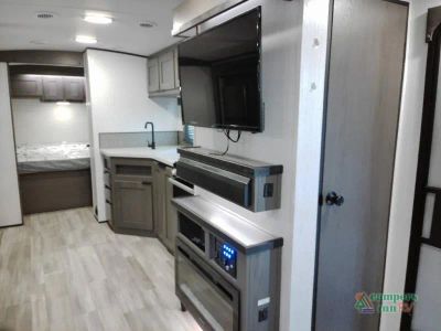 2022 Cruiser Embrace - Photo 26
