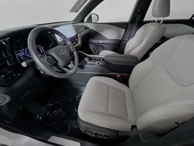 2024 Lexus TX — photo 11 view