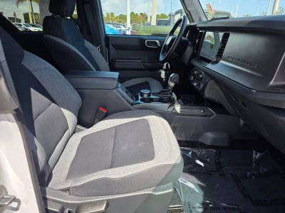 2025 Ford Bronco — photo 10 view