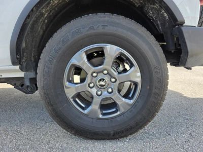 2025 Ford Bronco — photo 16 view