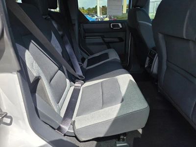 2025 Ford Bronco — photo 13 view