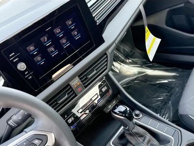 2026 Volkswagen Jetta — photo 25 view