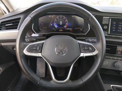 2024 Volkswagen Jetta - Photo 12