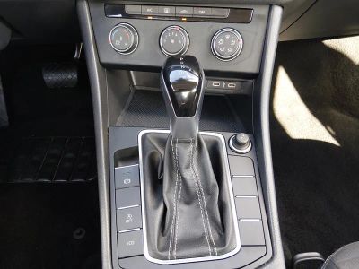 2024 Volkswagen Jetta - Photo 13