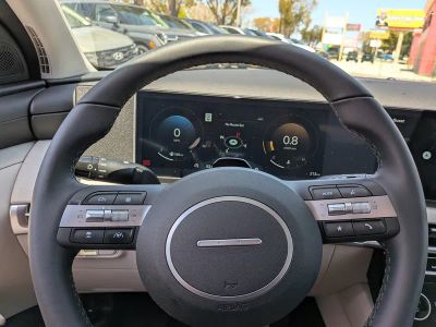 2026 Hyundai TUCSON HYBRID — photo 25 view