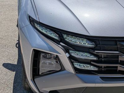 2026 Hyundai TUCSON HYBRID — photo 10 view