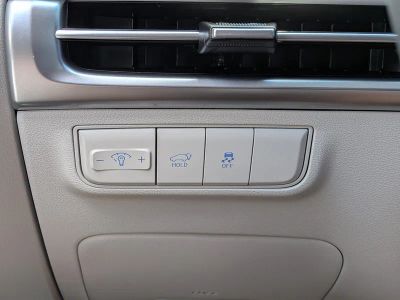 2026 Hyundai TUCSON HYBRID — photo 22 view