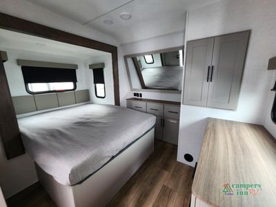 2026 Alliance RV Valor All-Access - Photo 22