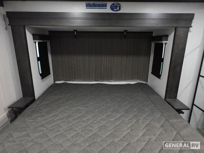 2026 Keystone Alpine Avalanche Edition - Photo 8