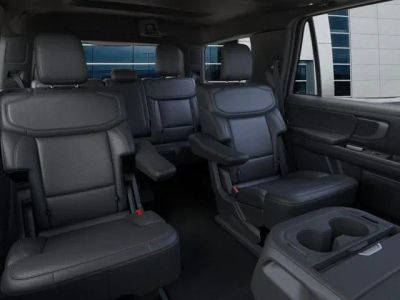 2026 Ford Expedition - Photo 11