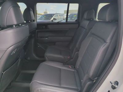 2026 Hyundai SANTA FE HYBRID — photo 16 view