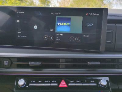 2026 Hyundai SANTA FE HYBRID — photo 21 view