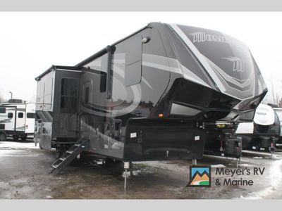 2019 Grand Design Momentum M-Class - Photo 1