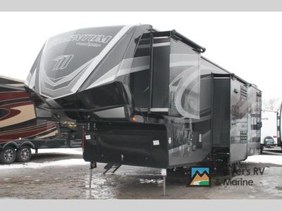 2019 Grand Design Momentum M-Class - Photo 3