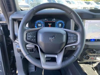 2026 Ford Bronco — photo 13 view