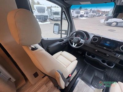 2025 Tiffin Motorhomes Wayfarer - Photo 32