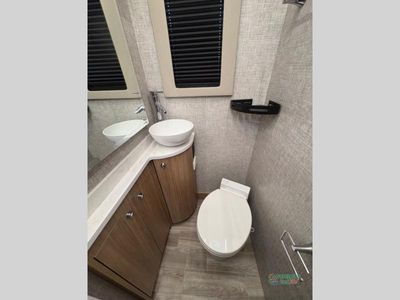 2025 Tiffin Motorhomes Wayfarer - Photo 36