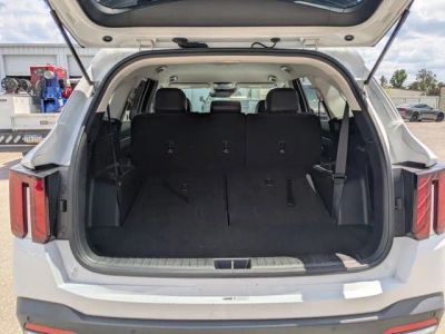 2024 Kia Sorento — photo 13 view