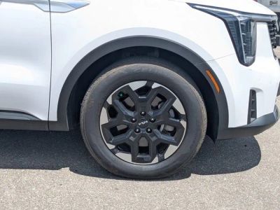 2024 Kia Sorento — photo 12 view