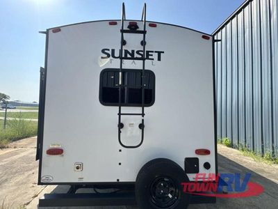 2024 CrossRoads RV Sunset Trail - Photo 19