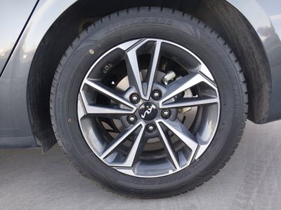 2024 Kia Forte - Photo 10