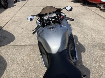 2025 Suzuki Hayabusa - Photo 14