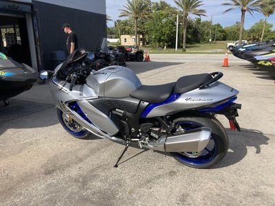 2025 Suzuki Hayabusa - Photo 12